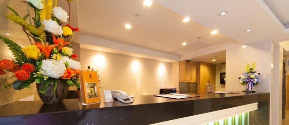 Gateway Hotel Pratunam Bangkok Exterior photo